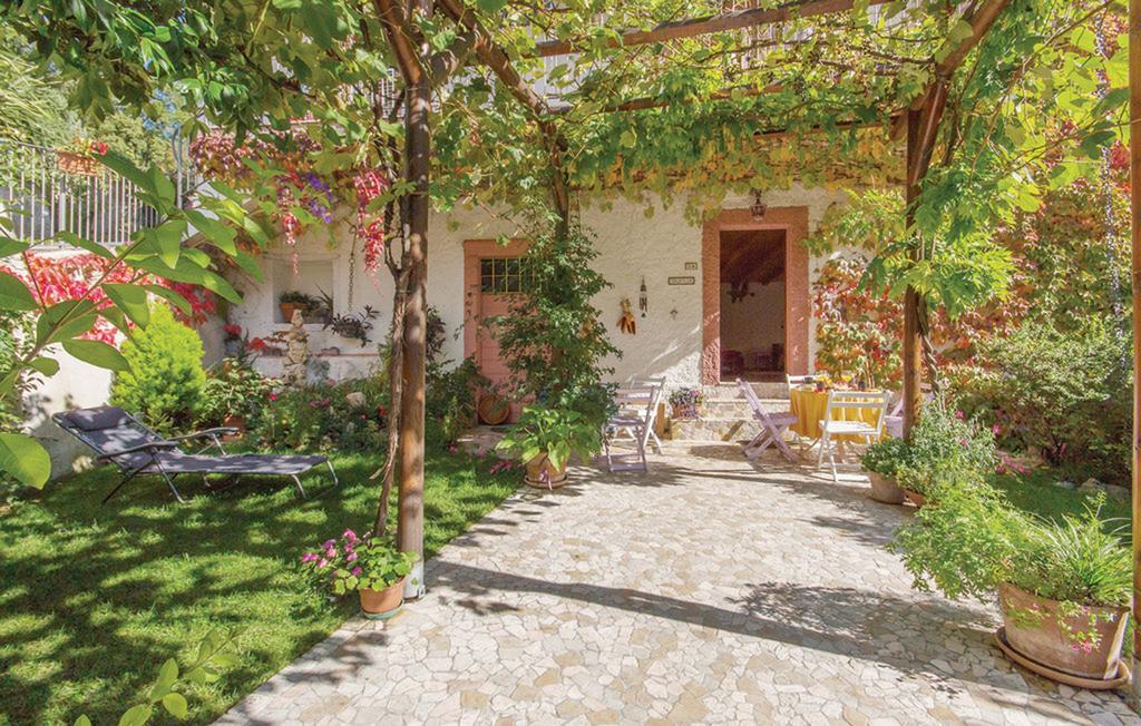 Casa Vacanze Regina Del Lago Tremosine Exterior photo
