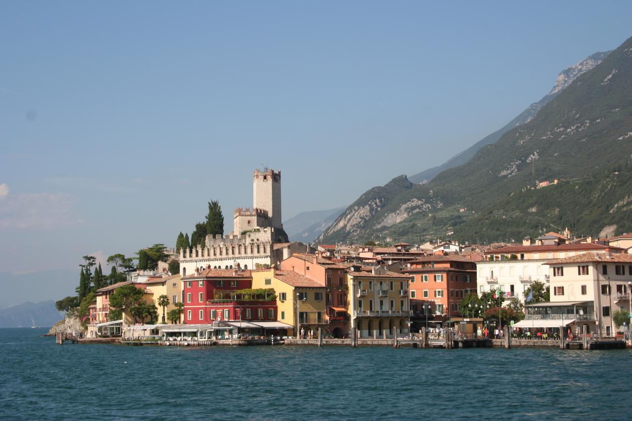 Casa Vacanze Regina Del Lago Tremosine Exterior photo